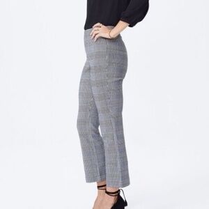 NWT - NYDJ Pull On Black & White Plaid Stretchy Casual Dress Pants - Size 16